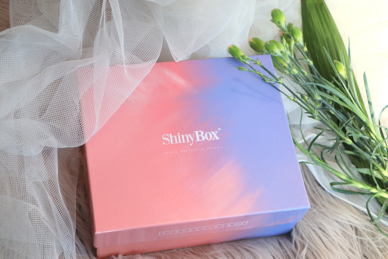 Loveliness pudełko pełne miłości shinybox luty 2019